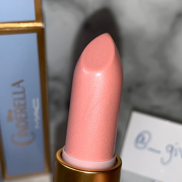 LNIB ROYAL BALL CINDERELLA X MAC Lustre Lipstick MAC - Picture 5 of 11
